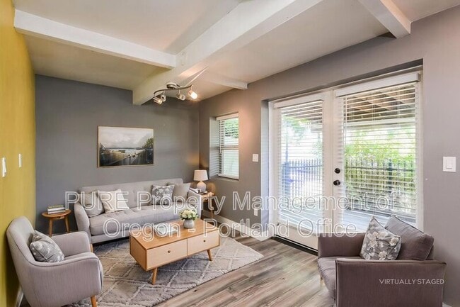 property at 22 S Meade St