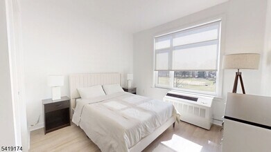 1181 Morris Ave, Unit 201 in Union, NJ - Building Photo - Building Photo