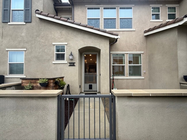 property at 1118 Delpy View Point