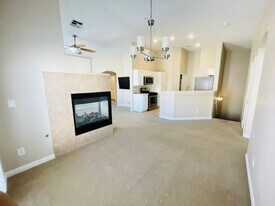 8817 Tom Noon Ave in Las Vegas, NV - Building Photo