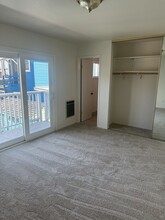 107 18th St in Pacific Grove, CA - Foto de edificio - Building Photo
