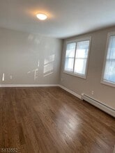 144 Montgomery St in Bloomfield, NJ - Building Photo - Building Photo