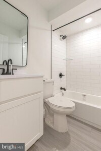2120 Master St photo'