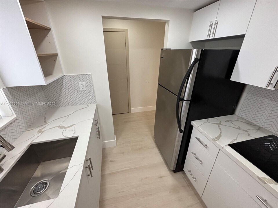 8600 SW 109th Ave in Miami, FL - Building Photo