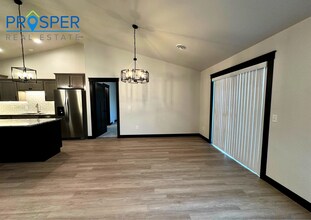 785 Carter Rd in Stanley, WI - Building Photo - Building Photo