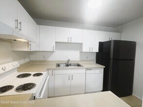 1861 Long Iron Dr in Rockledge, FL - Building Photo - Building Photo