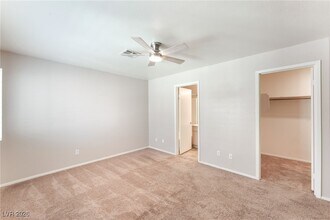 8028 Desire Dr in Las Vegas, NV - Building Photo - Building Photo
