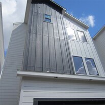 2419 Rosewood St in Houston, TX - Building Photo