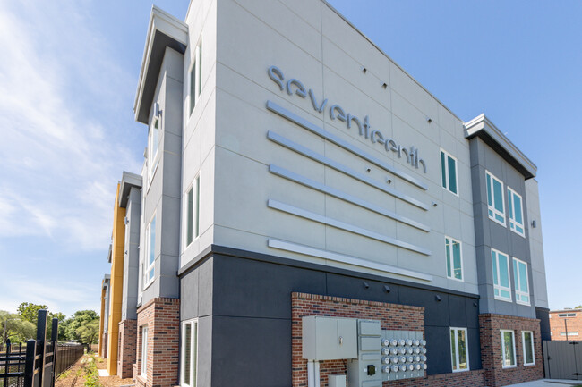 Seventeenth Apartments in Wichita, KS - Building Photo - Building Photo