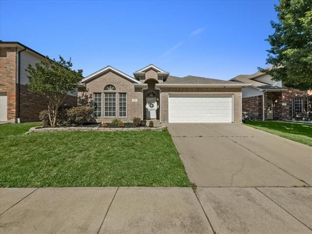5937 Big Flat Dr in Fort Worth, TX - Building Photo - Building Photo