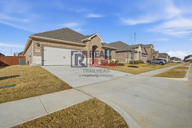 1928 Preakness Dr in Granbury, TX - Building Photo - Building Photo