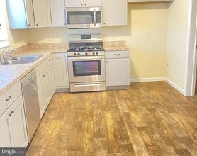 20 Skip Ln in Carlisle, PA - Foto de edificio - Building Photo