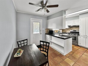 4713 Avenue H in Austin, TX - Building Photo - Building Photo