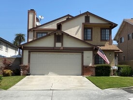 315 W Center St, Unit #1 in Covina, CA - Building Photo