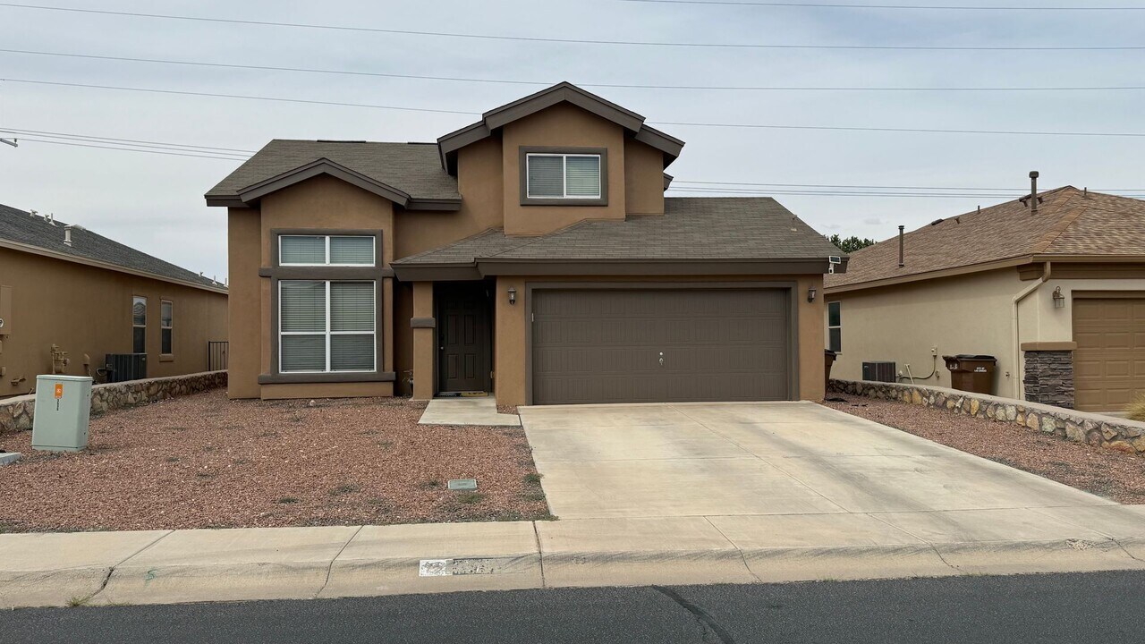 3575 Sierra Del Sol Ave in Las Cruces, NM - Building Photo