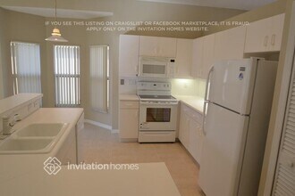 5010 SW 151st Terrace in Miramar, FL - Foto de edificio - Building Photo