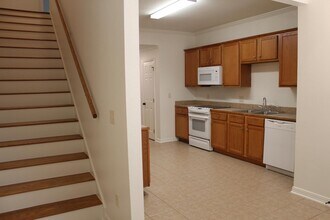 207 N McGuire Ave in Monroe, LA - Building Photo - Building Photo