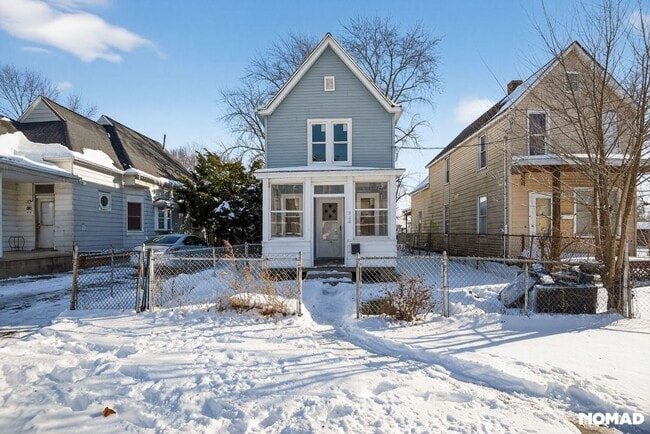 920 S Matthew St in Peoria, IL - Foto de edificio - Building Photo