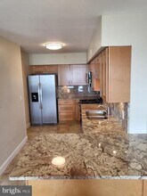 1300 Crystal Dr in Arlington, VA - Building Photo - Building Photo