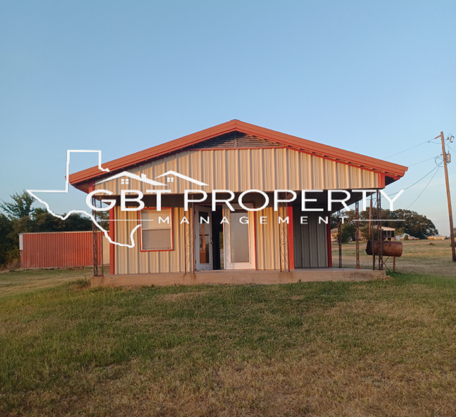 268 Private Rd 5828 in Donie, TX - Building Photo - Building Photo