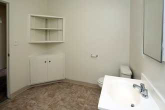 The Knolls in Orange, CA - Building Photo - Interior Photo