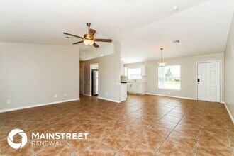 1434 SE 8th Ave in Cape Coral, FL - Building Photo - Building Photo