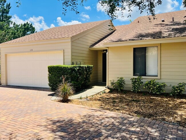 1128 Park Green Pl in Winter Park, FL - Building Photo - Building Photo