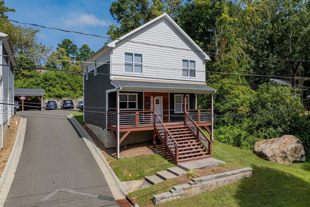The Lookout in Chapel Hill, NC - Building Photo