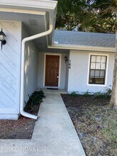 166 Inez St SE in Palm Bay, FL - Building Photo - Building Photo