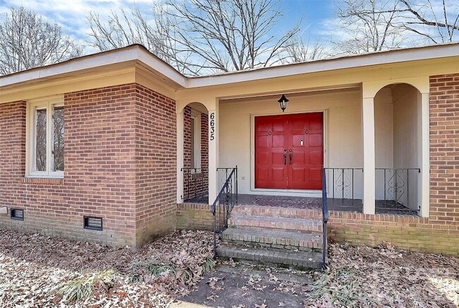 property at 6635 Olde Savannah Rd