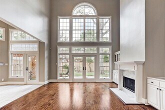 14822 Bramblewood Dr in Houston, TX - Building Photo - Building Photo