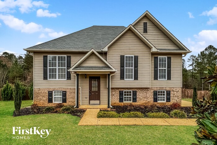 352 Parkwood Dr in Odenville, AL - Building Photo