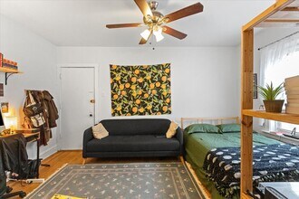 656 W Oakdale Ave, Unit 2 in Chicago, IL - Building Photo - Building Photo