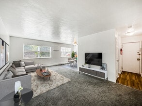 East Park Apartments in Vineland, NJ - Building Photo - Building Photo