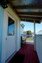 4027 Surf Dr in Galveston, TX - Building Photo - Building Photo