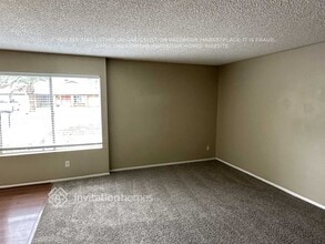 2301 W Waltann Ln in Phoenix, AZ - Building Photo - Building Photo