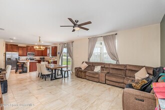 4109 Alligator Flag Cir in West Melbourne, FL - Building Photo - Building Photo