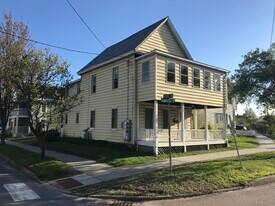 125 Manhattan Dr, Unit 1 in Burlington, VT - Building Photo
