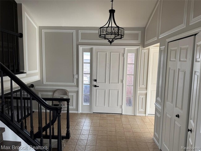 38527 Claremont Dr in Sterling Heights, MI - Building Photo - Building Photo