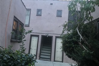 2509 Randolph St in Huntington Park, CA - Foto de edificio - Building Photo