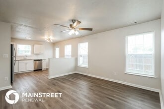 257 S Shore Dr in Shepherdsville, KY - Foto de edificio - Building Photo