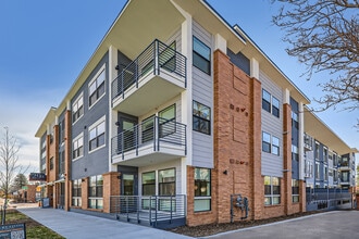 29X in Denver, CO - Foto de edificio - Building Photo