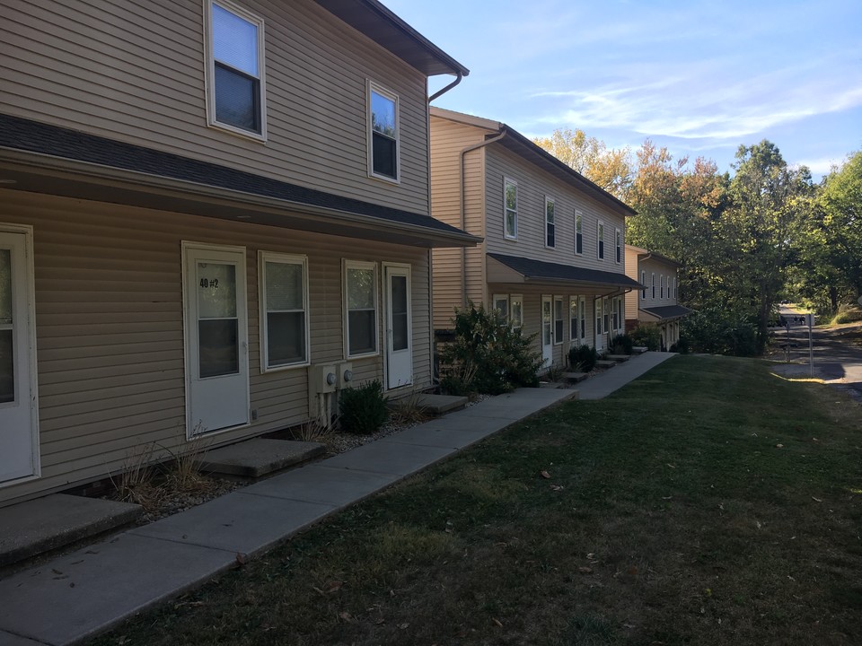 Harbauer Lane Townhomes in Springfield, IL - Foto de edificio