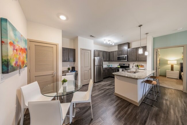 4099 Mickey Gilley Blvd. in Pasadena, TX - Building Photo - Building Photo