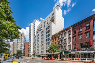 1470 First Ave in New York, NY - Building Photo - Primary Photo