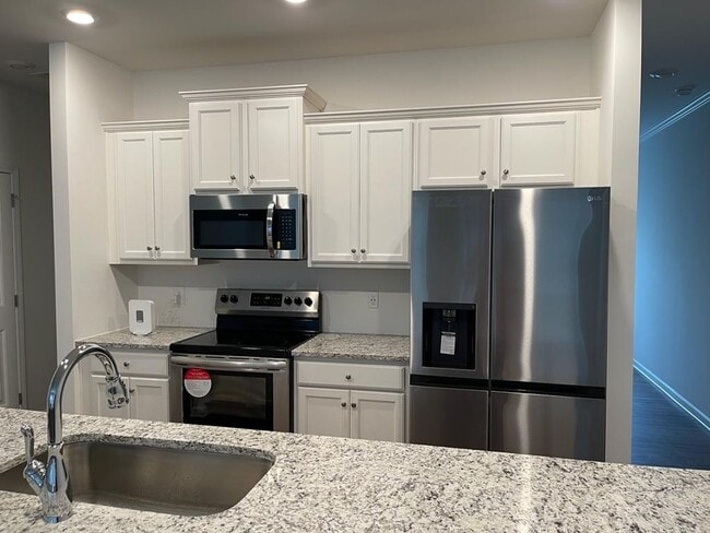 337 Whitetail Cir in Holly Springs, GA - Building Photo - Building Photo