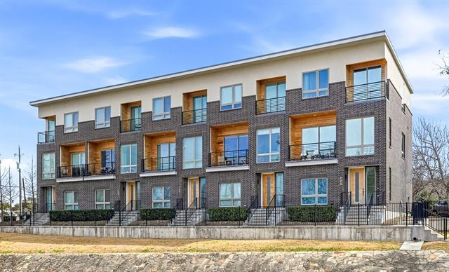 2620 Valley View Ln in Farmers Branch, TX - Building Photo - Building Photo