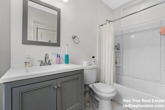 868 Huntington Ave, Unit 3 in Boston, MA - Foto de edificio - Building Photo