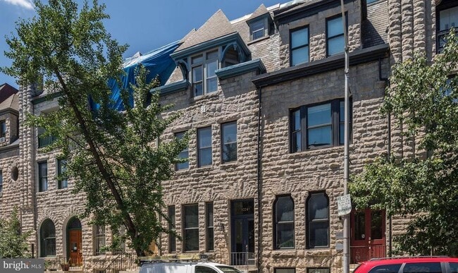 1224 N Calvert St in Baltimore, MD - Building Photo - Building Photo