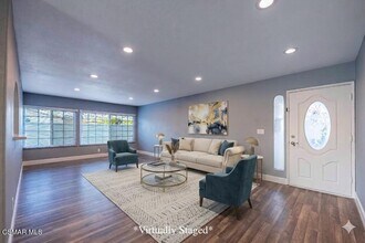 2291 N Marter Ct in Simi Valley, CA - Building Photo - Building Photo